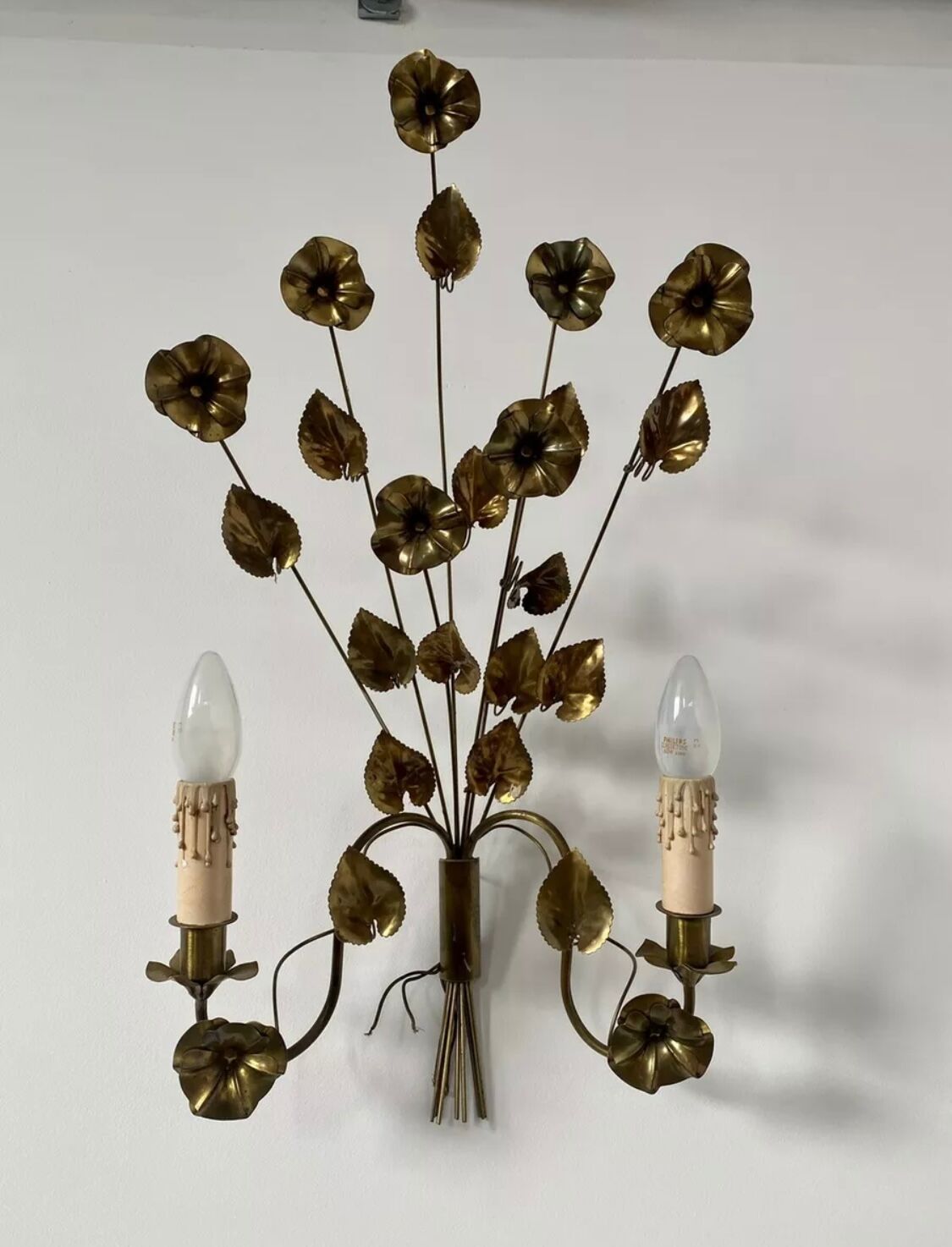 Wall lamp golden brass flowers style Hollywood Regency year 70