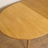 Vintage Oval Dining Table | Oak | Extendable | 3 Extension Leaves