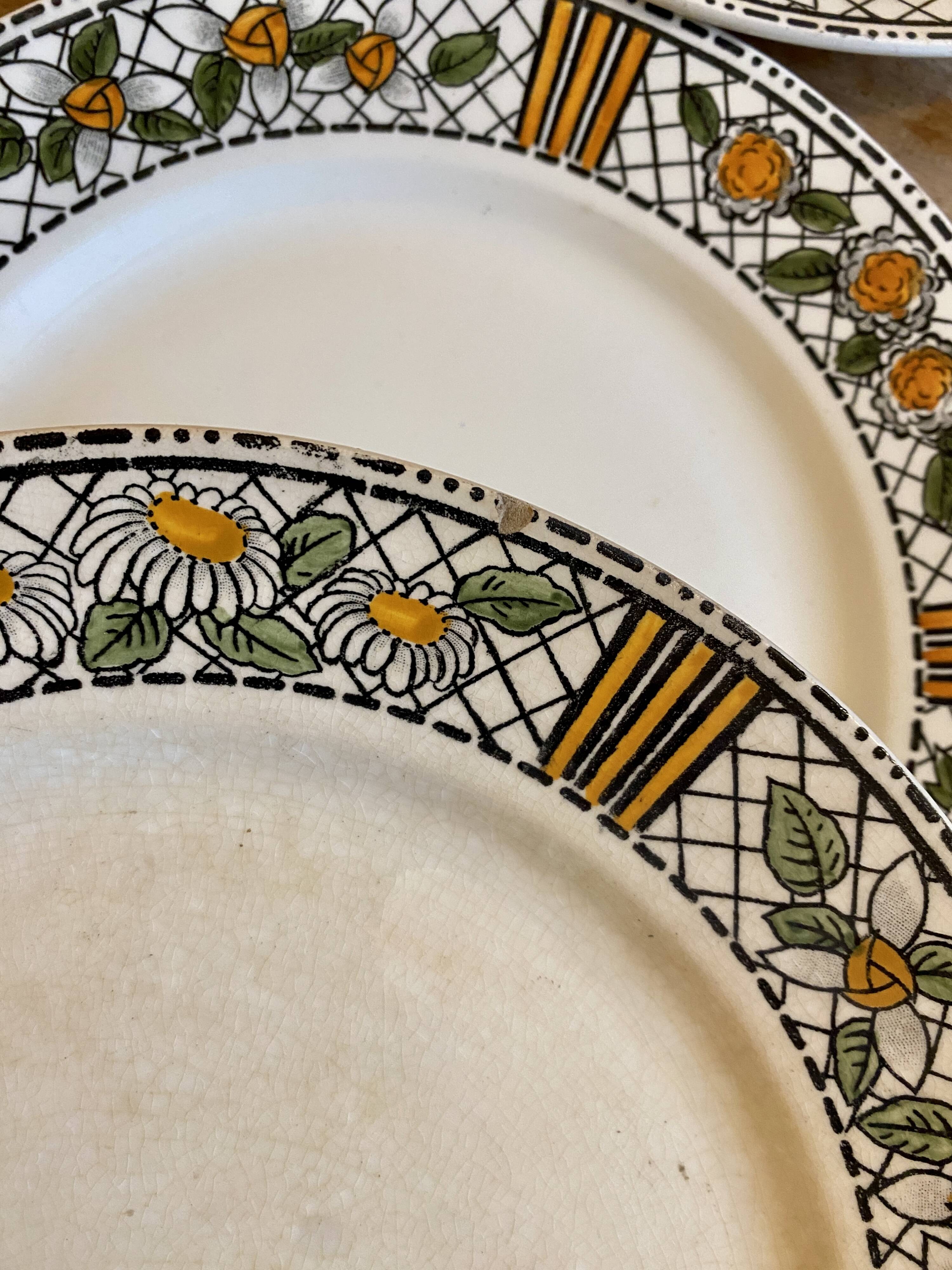 Set of 6 vintage flat plates model Elisabeth from HBCM