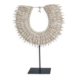 Decorative Papuan shell necklace