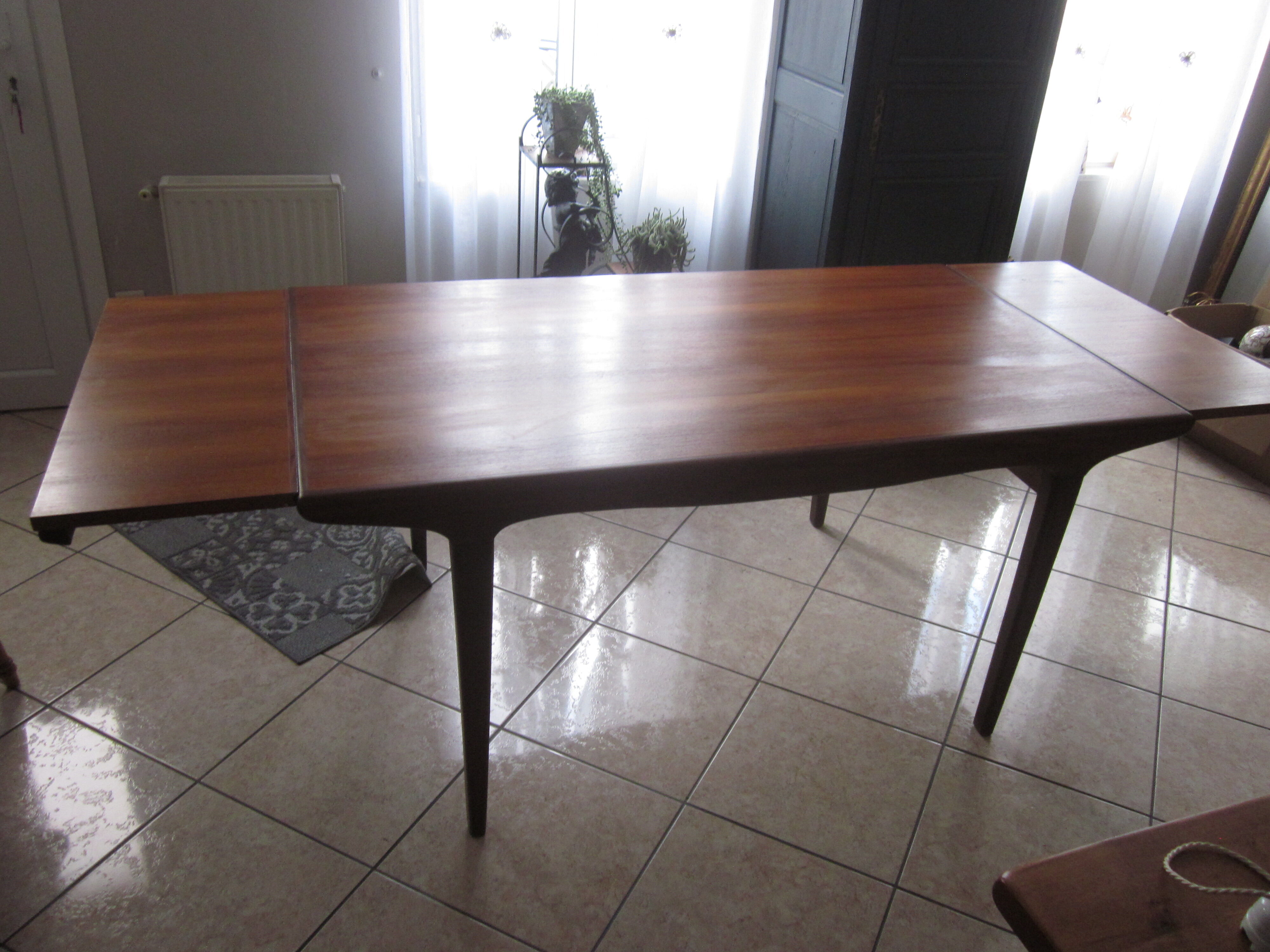 Scandinavian teak table with extensions