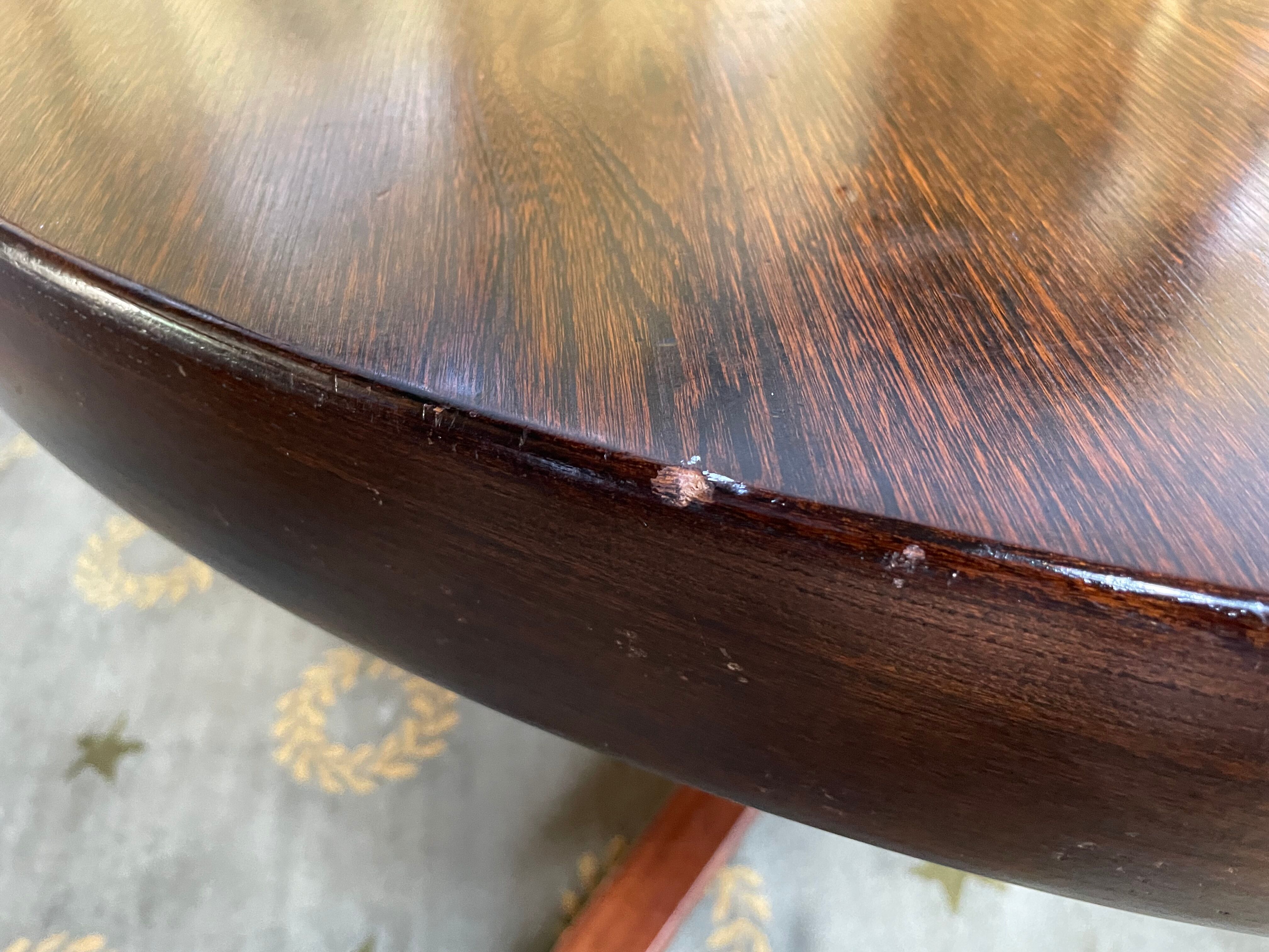 Baumann 1970 round table with integrated extensions