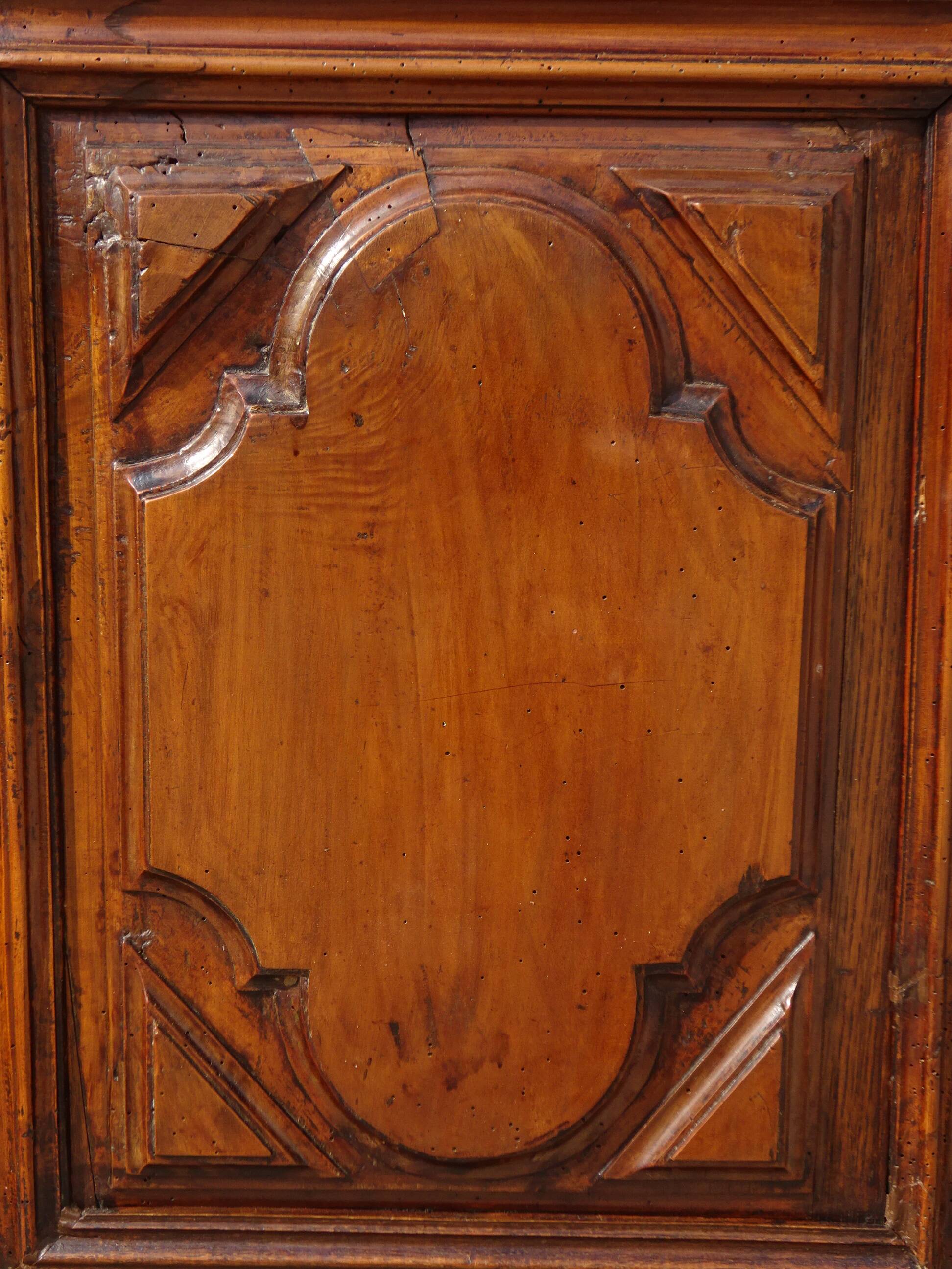 Louis XIII wardrobe in solid walnut