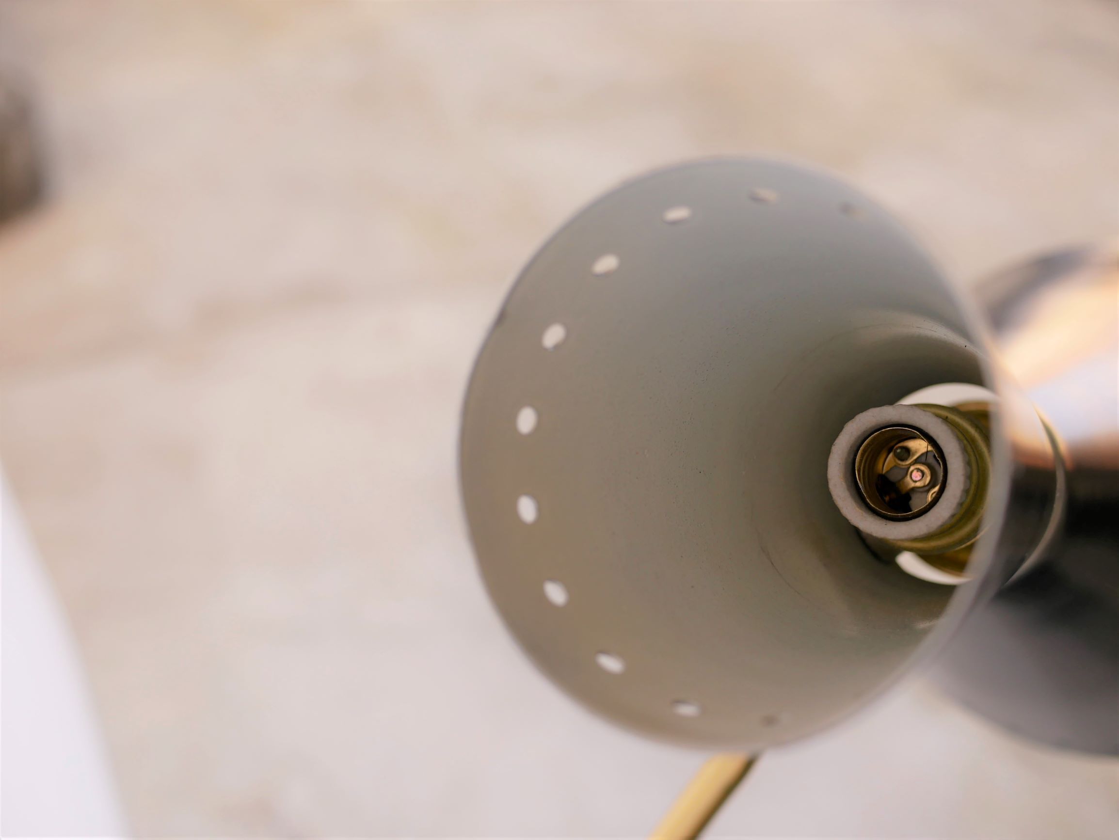 Vintage "Diabolo" wall apply in black metal and brass
