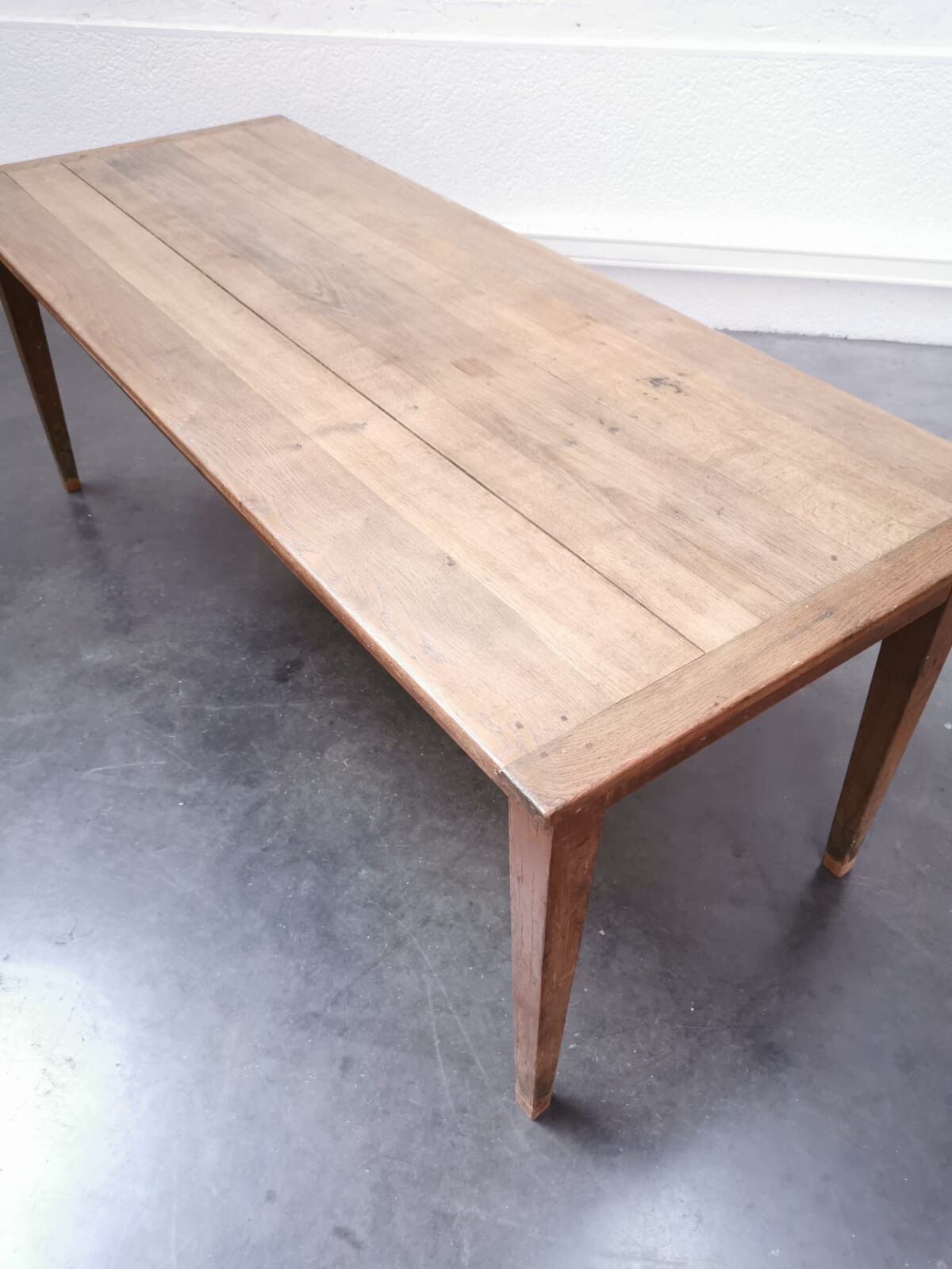 Oak farm table