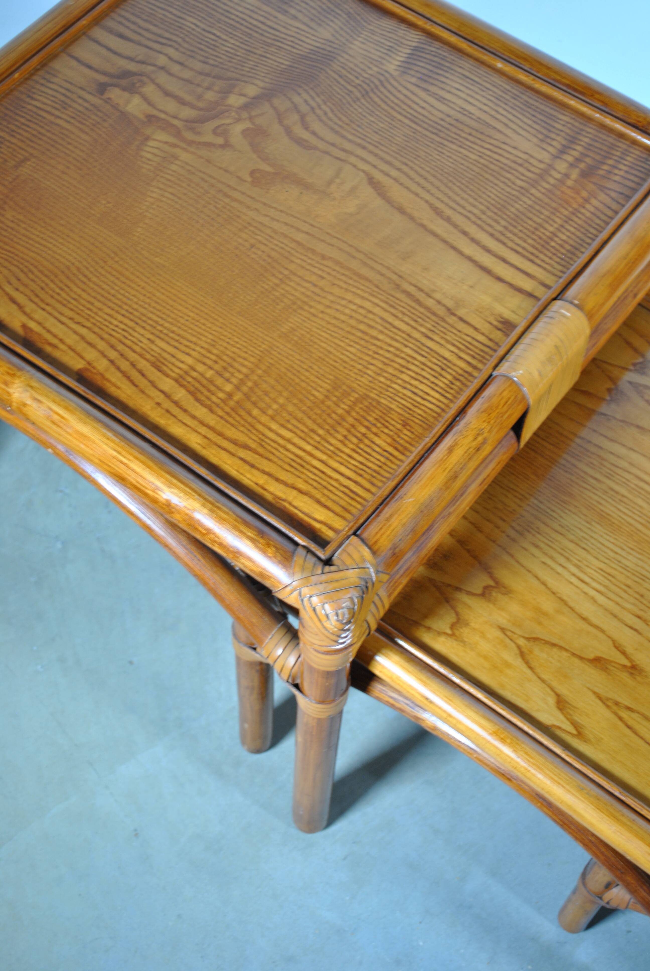 Rattan trundle table 1980