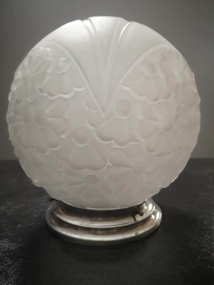 Ceiling lamp wall lamp old globe glass paste white rare model floral decoration Ø 20 cm Art Deco 1930