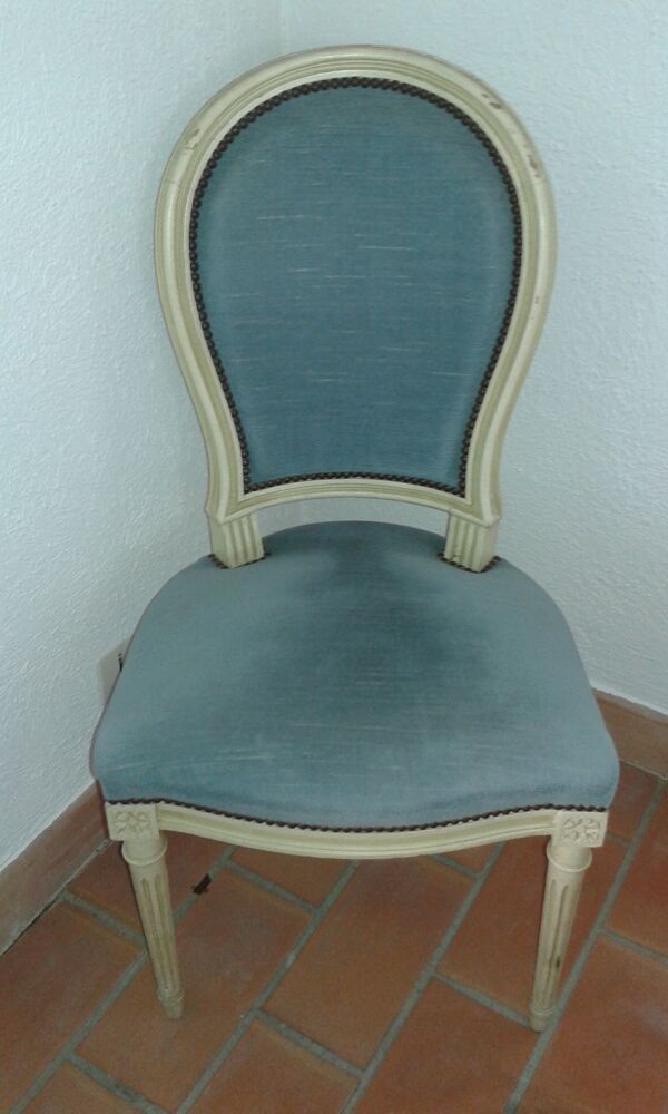 Chaise style louis XVl