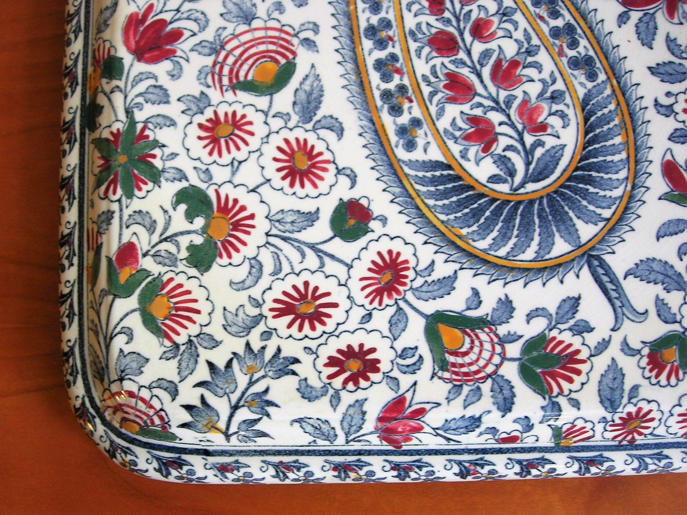 Underside model cashmere earthenware manufacture of Gien
