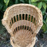 Small wicker bread basket