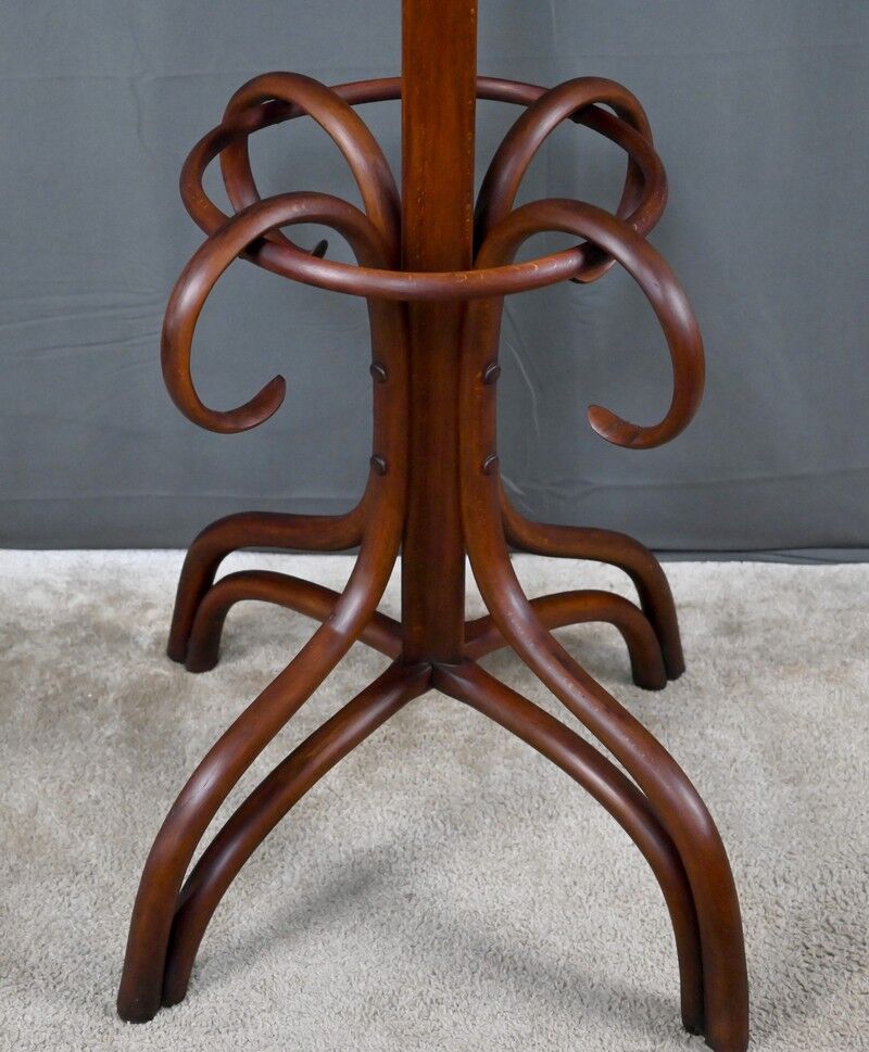Large curved beech coat rack in the Thonet style – early 20th century