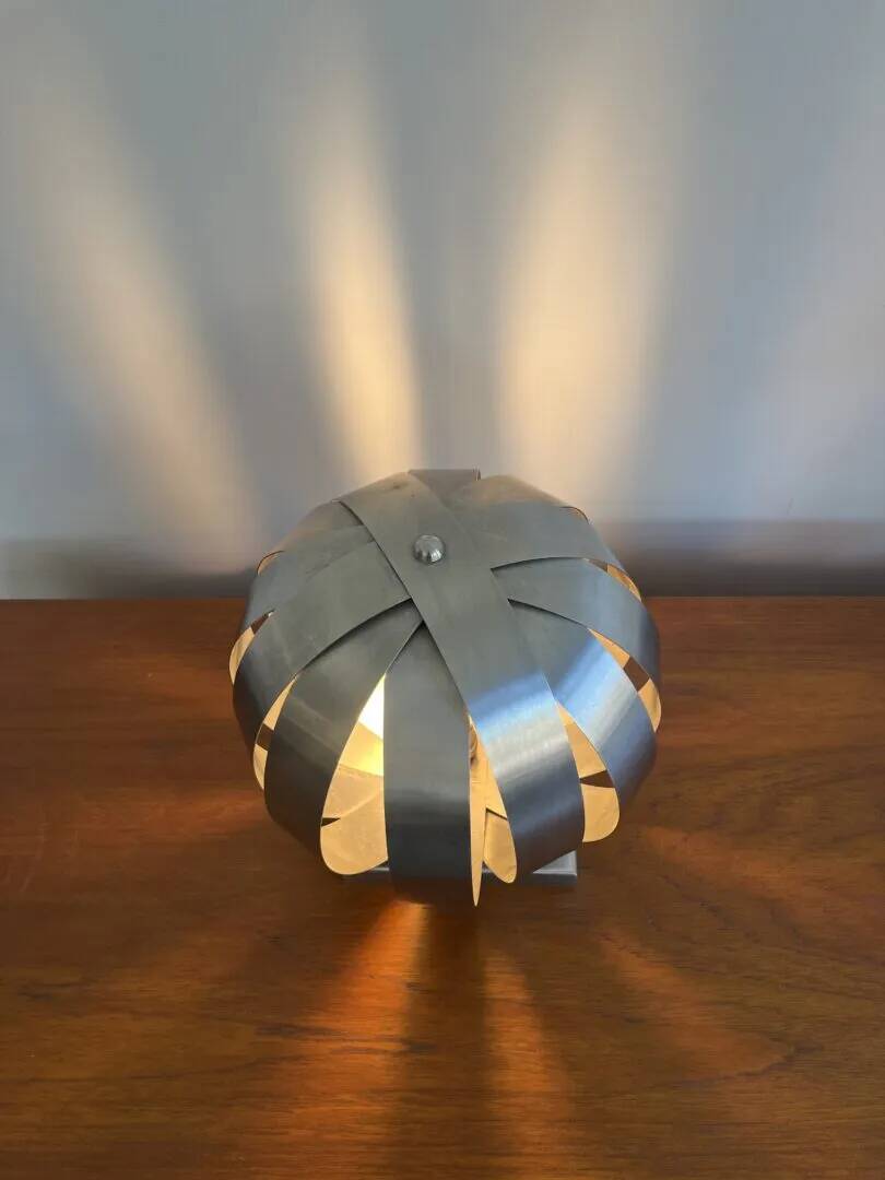 Lampe lune en chrome