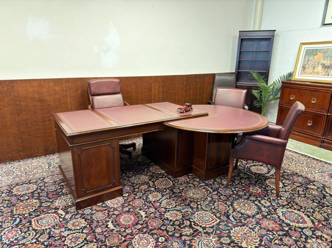 Unique Classic English Desk Set with Conference Table