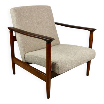 GFM-142 armchair, design by Edmund Homa from the 70s, beige boucle - 2 pieces available