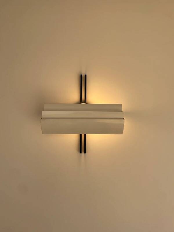 Ernesto Gismondi, Stria wall light, Artemide, 1986