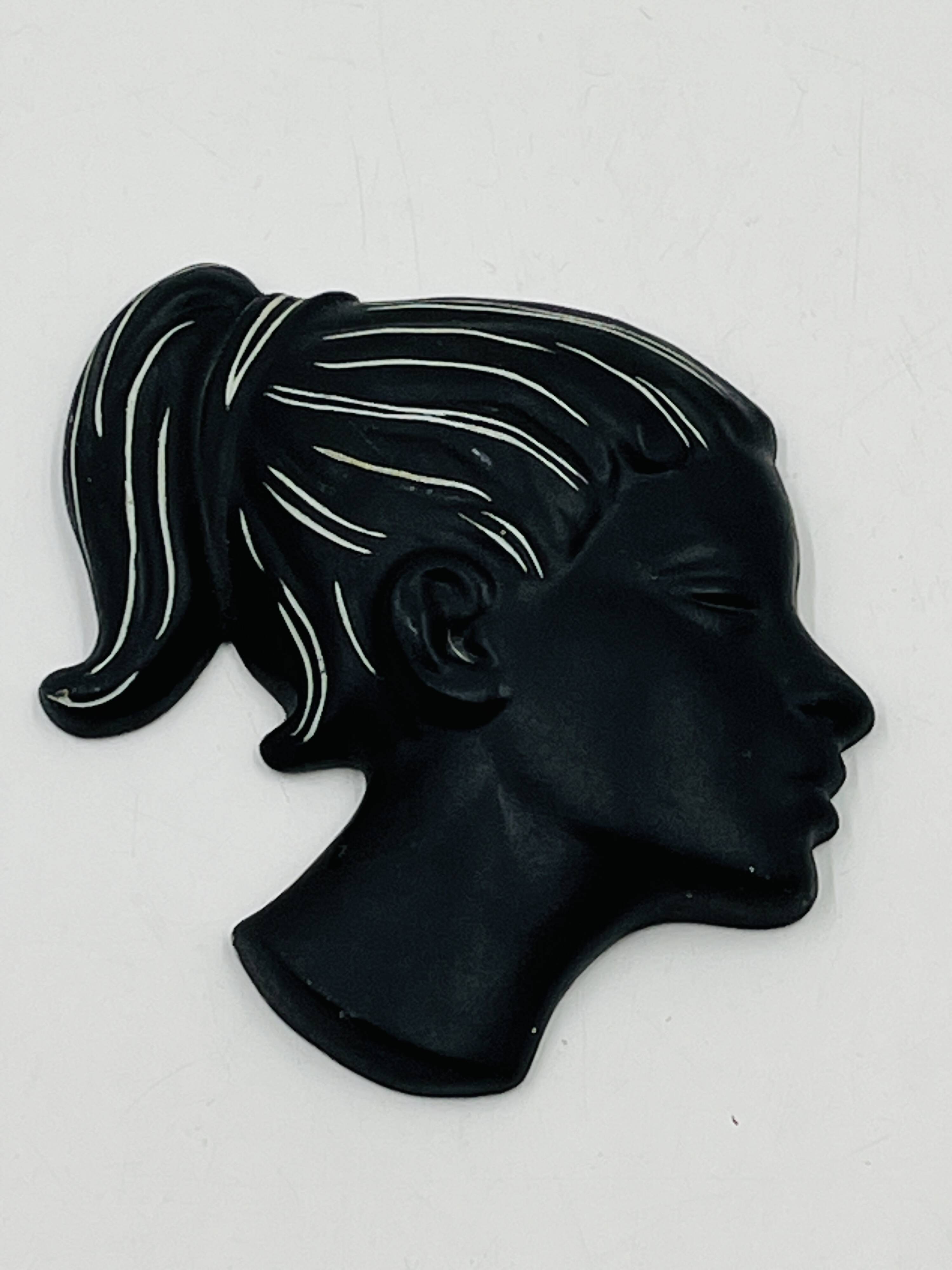 Head woman Kroon Kenya 332