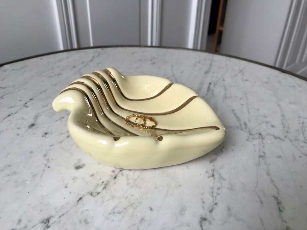 Vide-poche en céramique coeur, coquillage années 50 signé