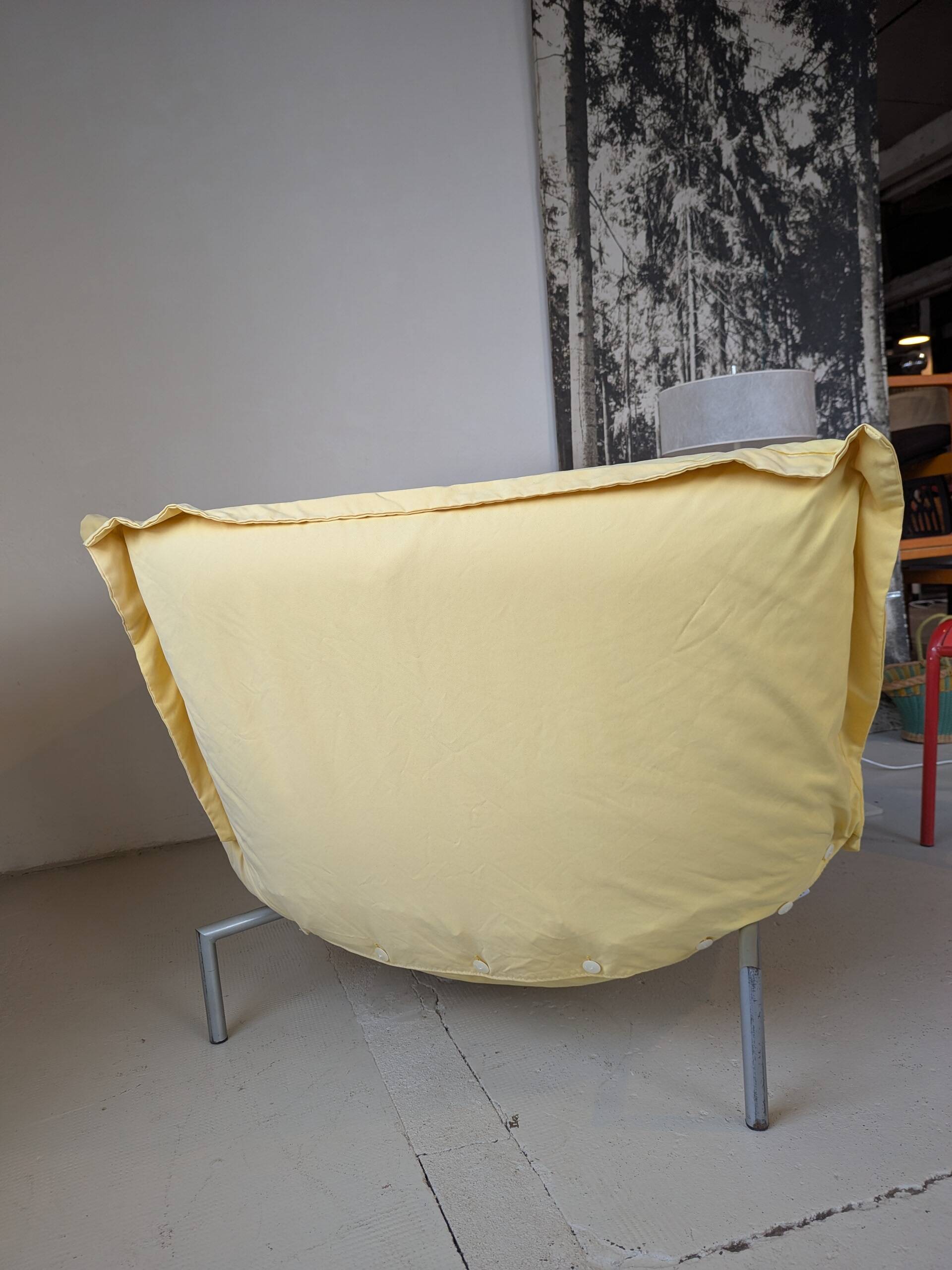 Cuddly corner armchair by Pascal Mourgue for Cinna