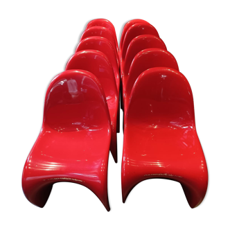 Dix chaises de Verner Panton