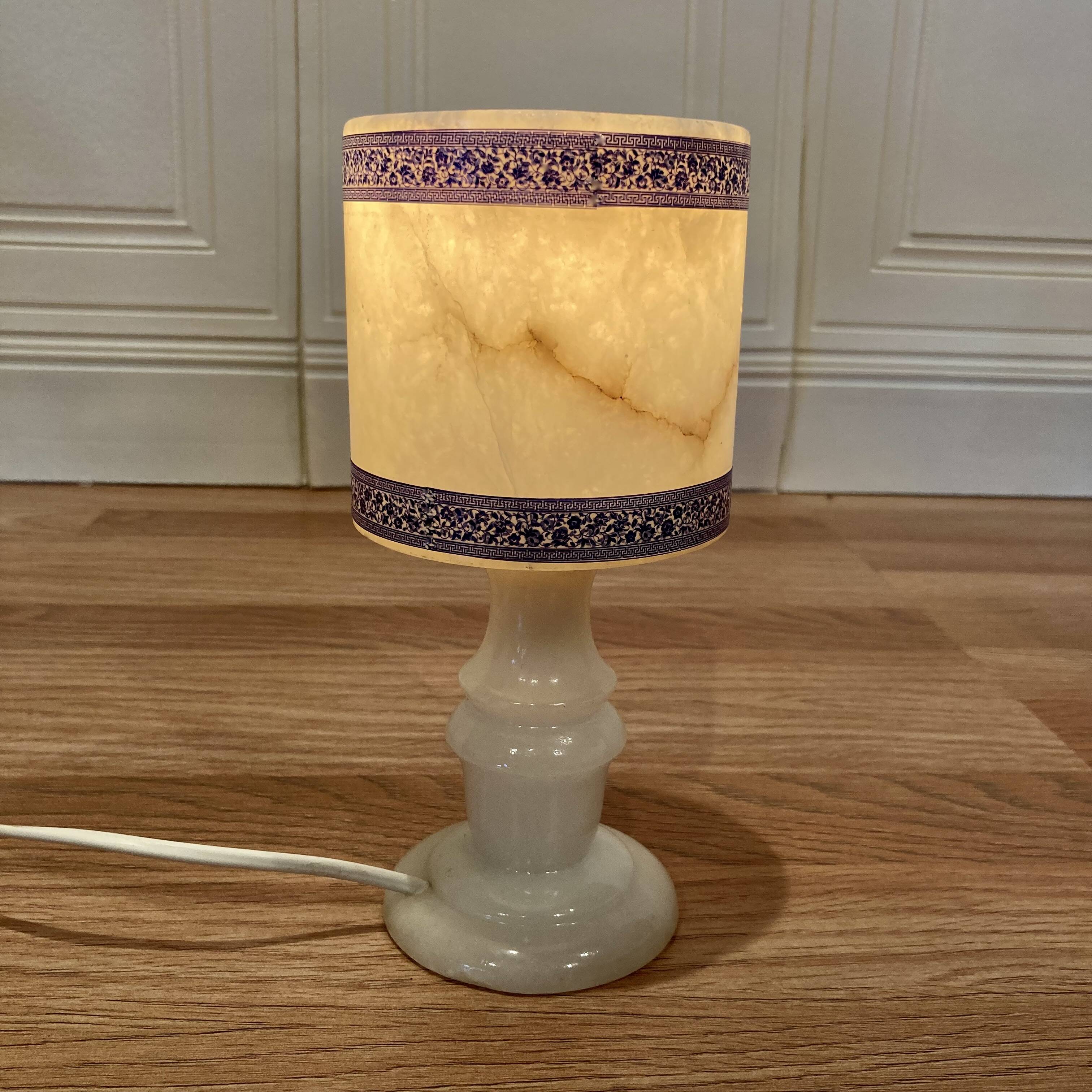 Ensemble de cinq lampes Design scandinave albâtre 1950.