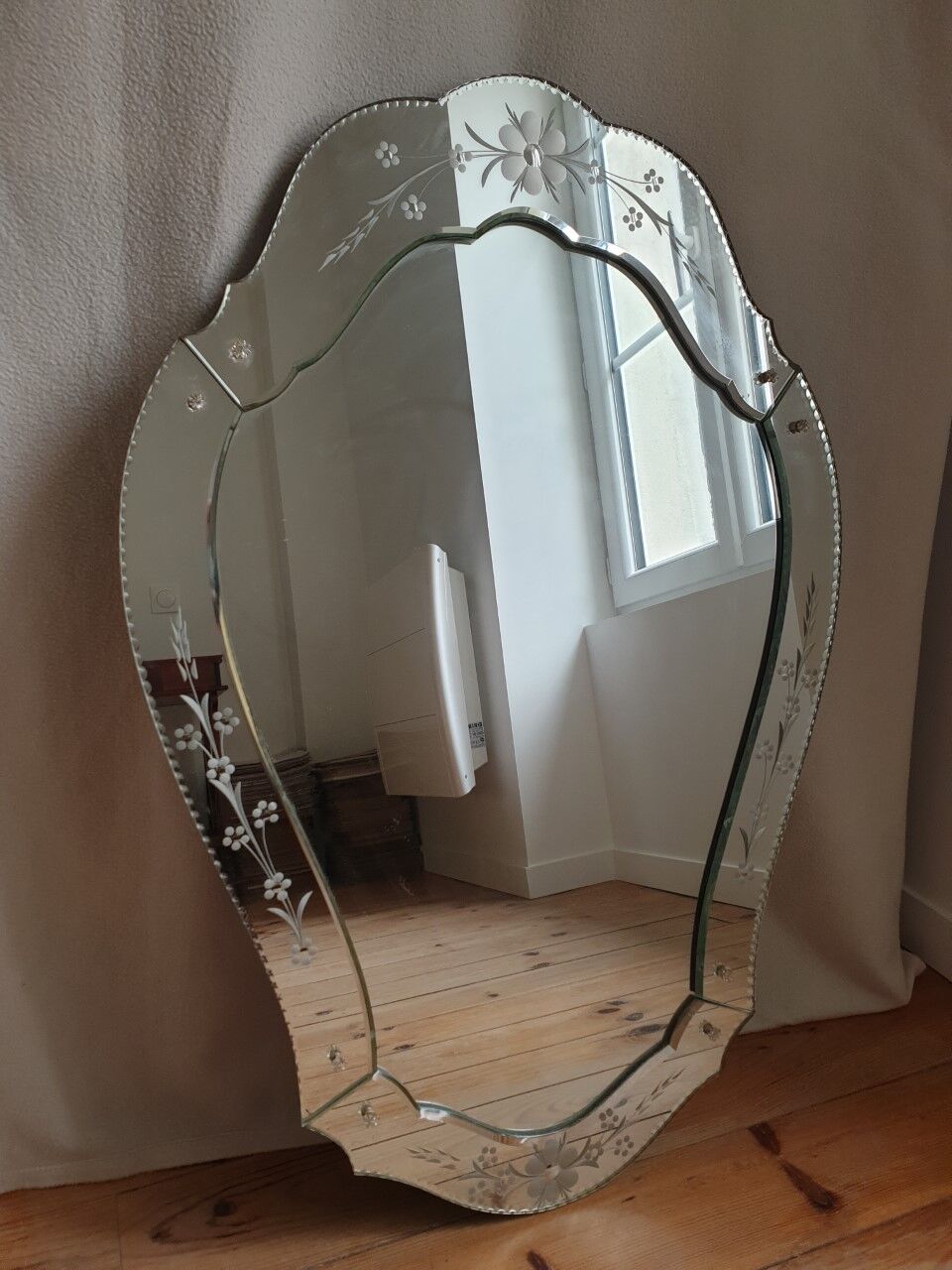 Old Venetian mirror 86/59
