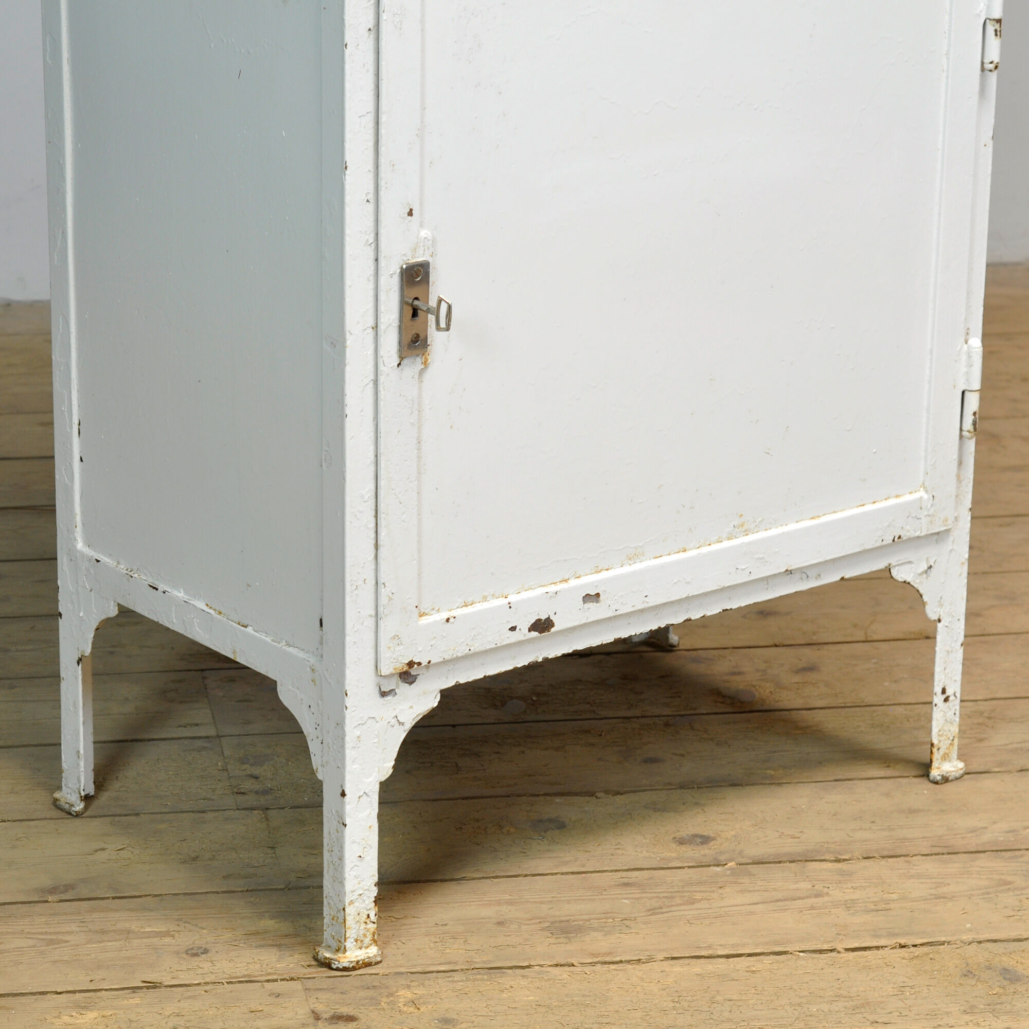 Iron medical cabinet, 1930s