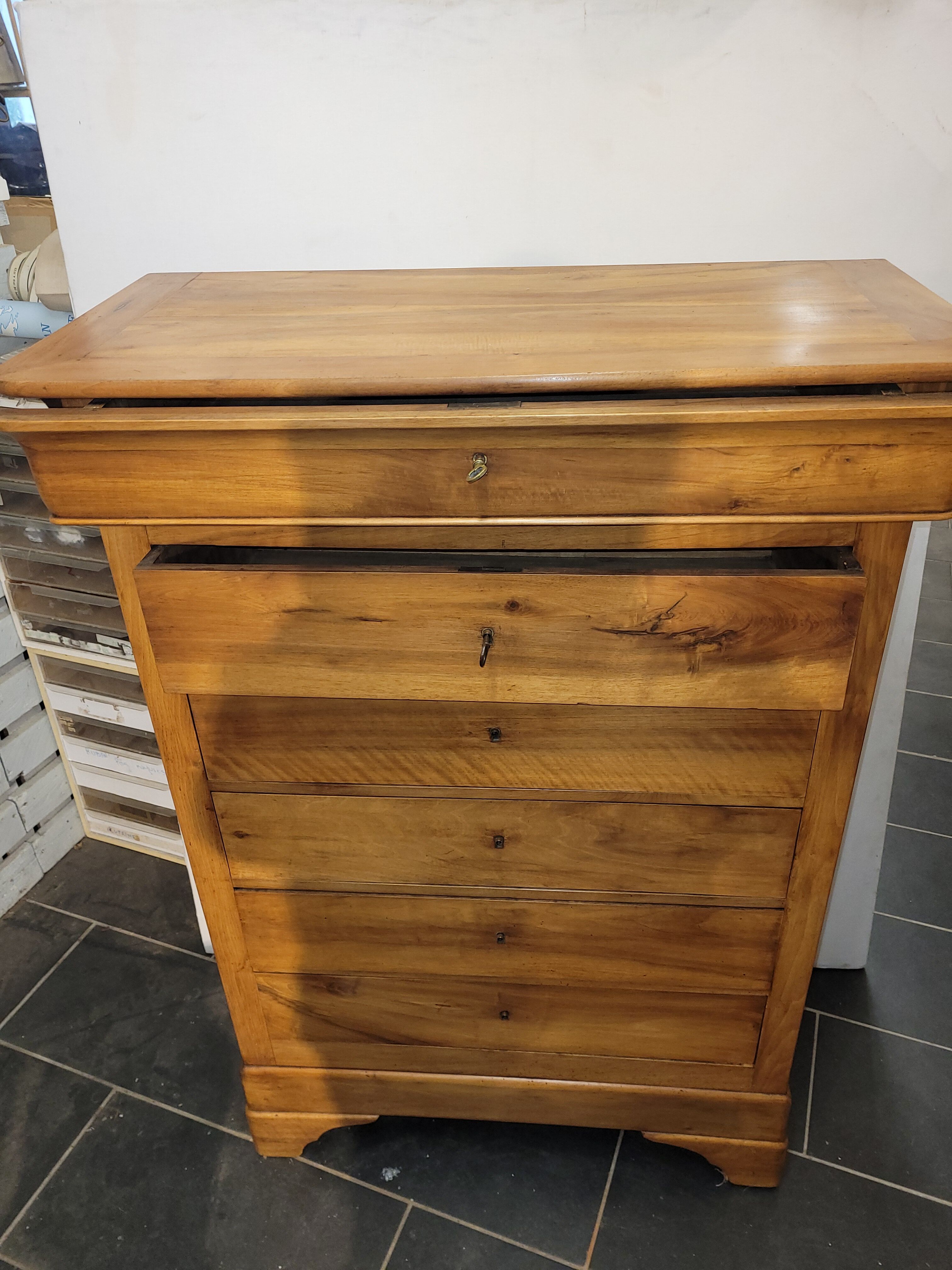 Louis Philippe style chiffonnier in walnut