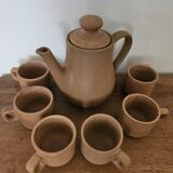 Coffee maker and its 6 stoneware cups