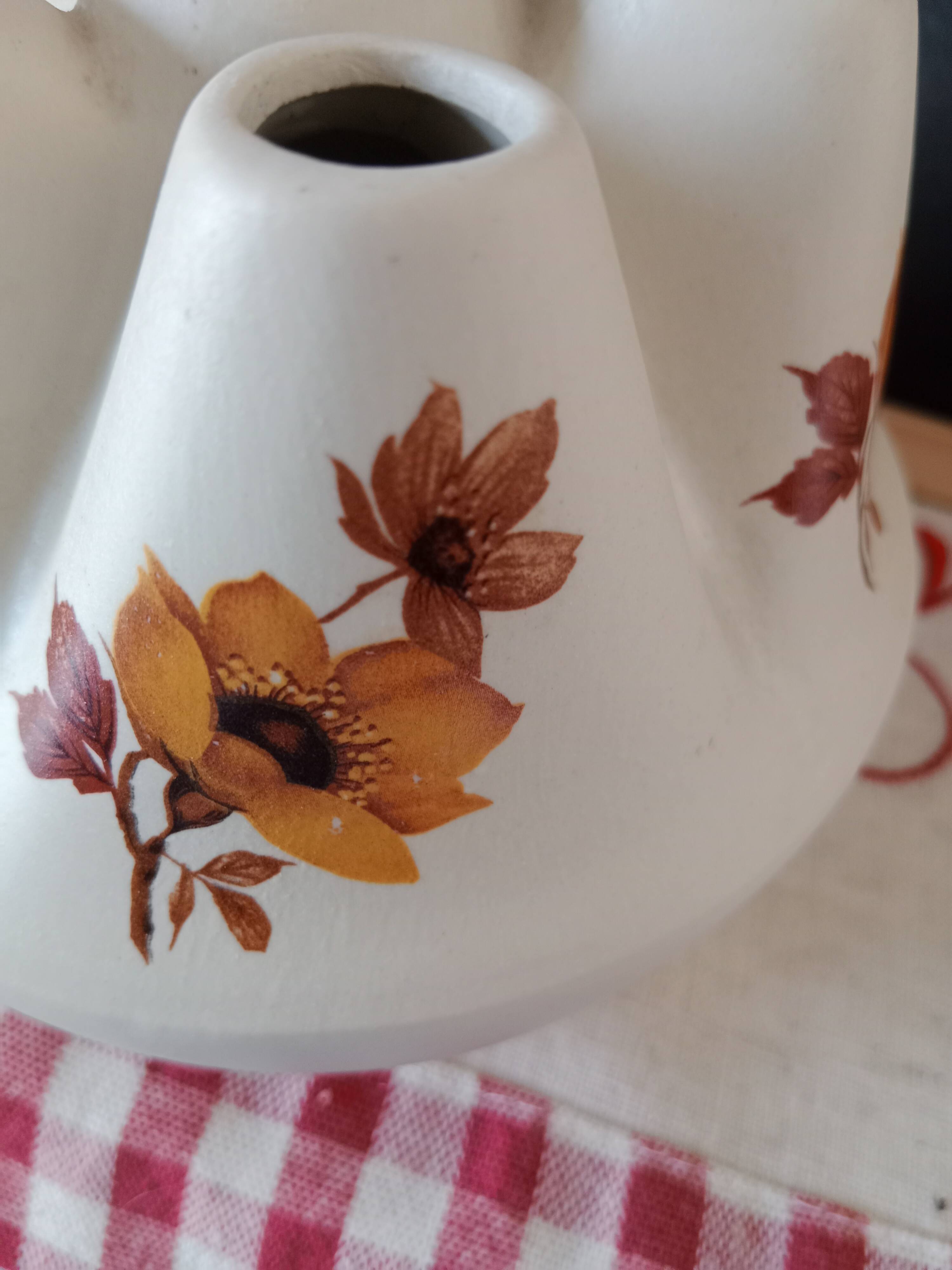 Vintage flower vase