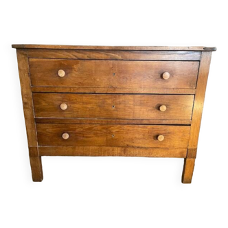 Oak chest of drawers