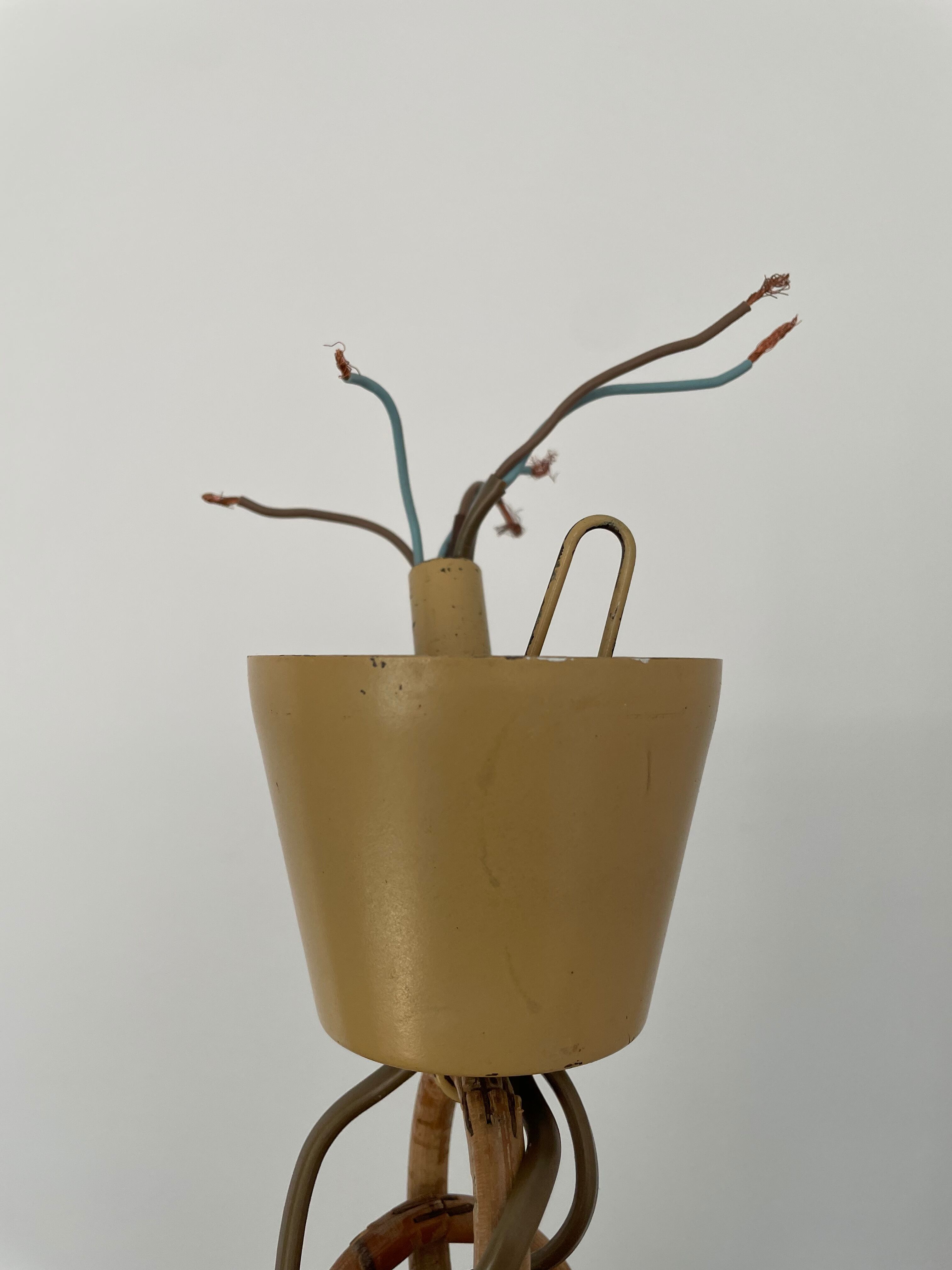Vintage chandelier with 3 burners in rattan and bamboo