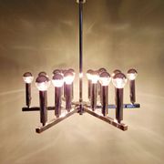 Chrome metal Space Age chandelier, 18 light points, 1970.