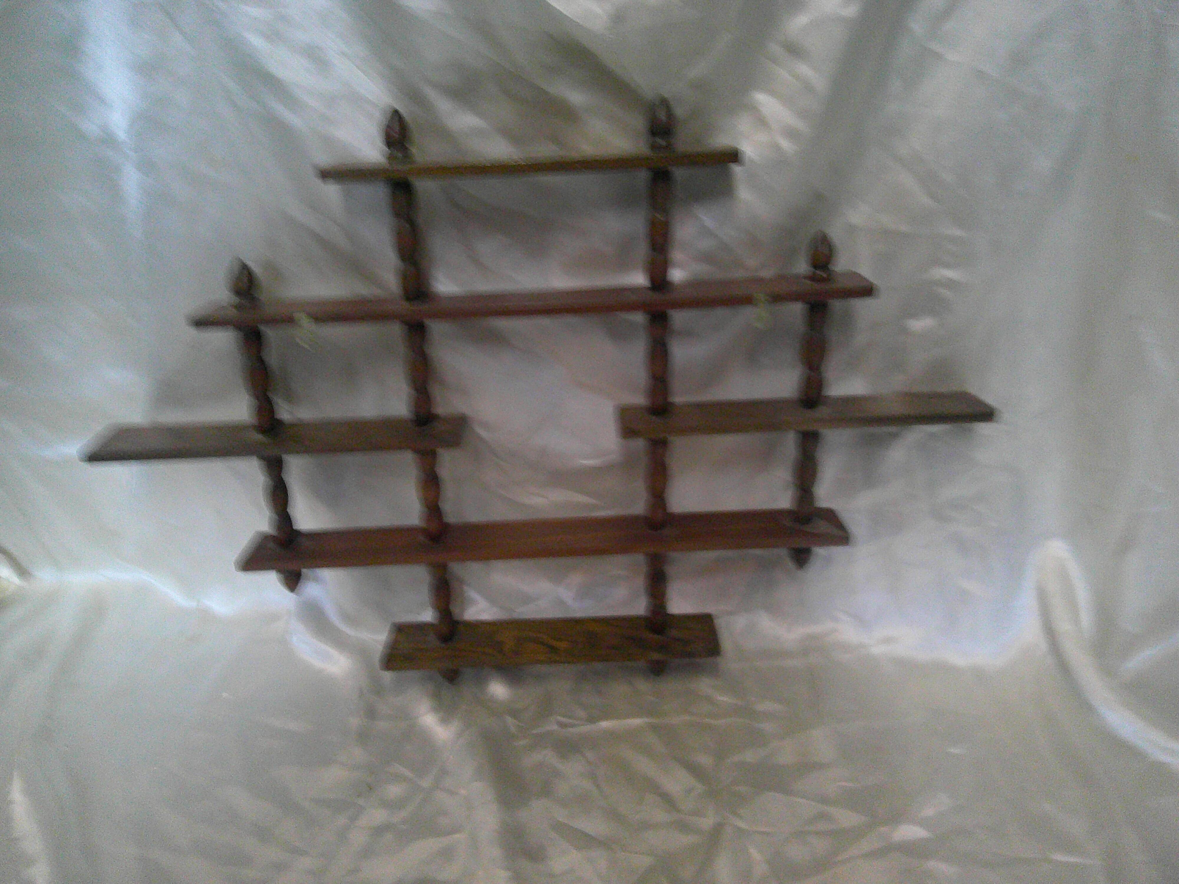 Small decorative shelf