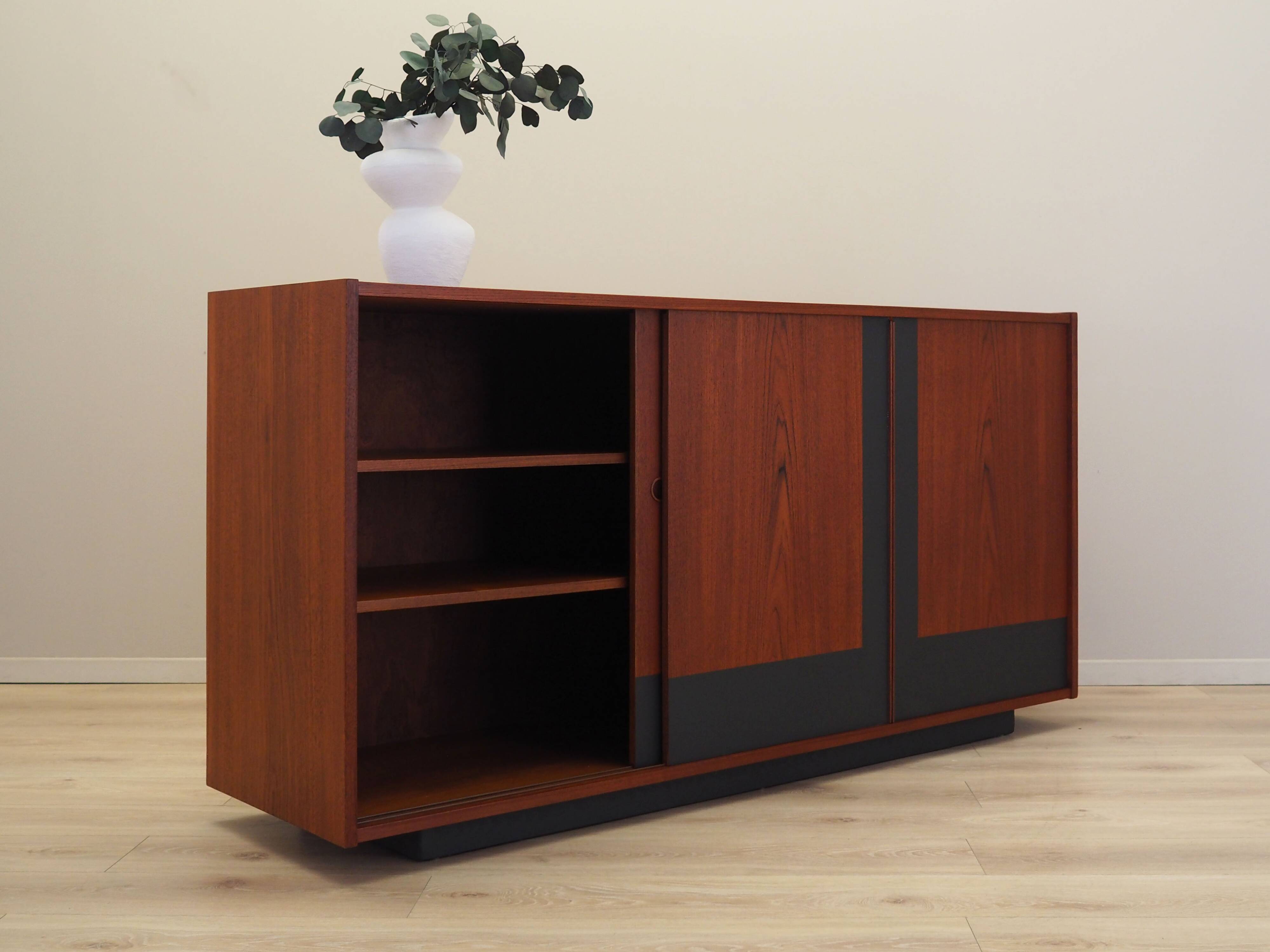 Teak sideboard, Danish design, 1970s, production: Denmark