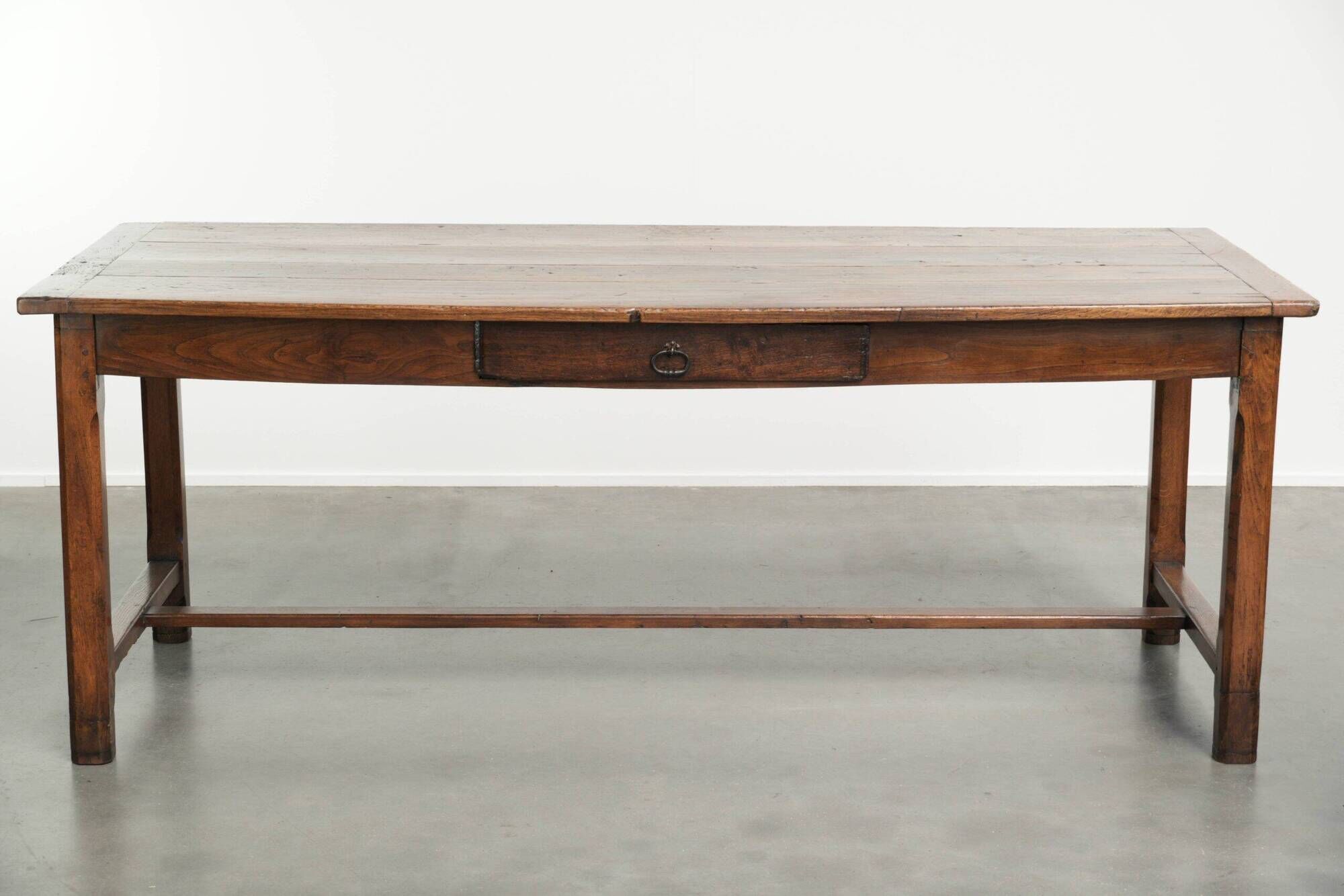 18th century French farmhouse dining table made of oak and fruitwood
