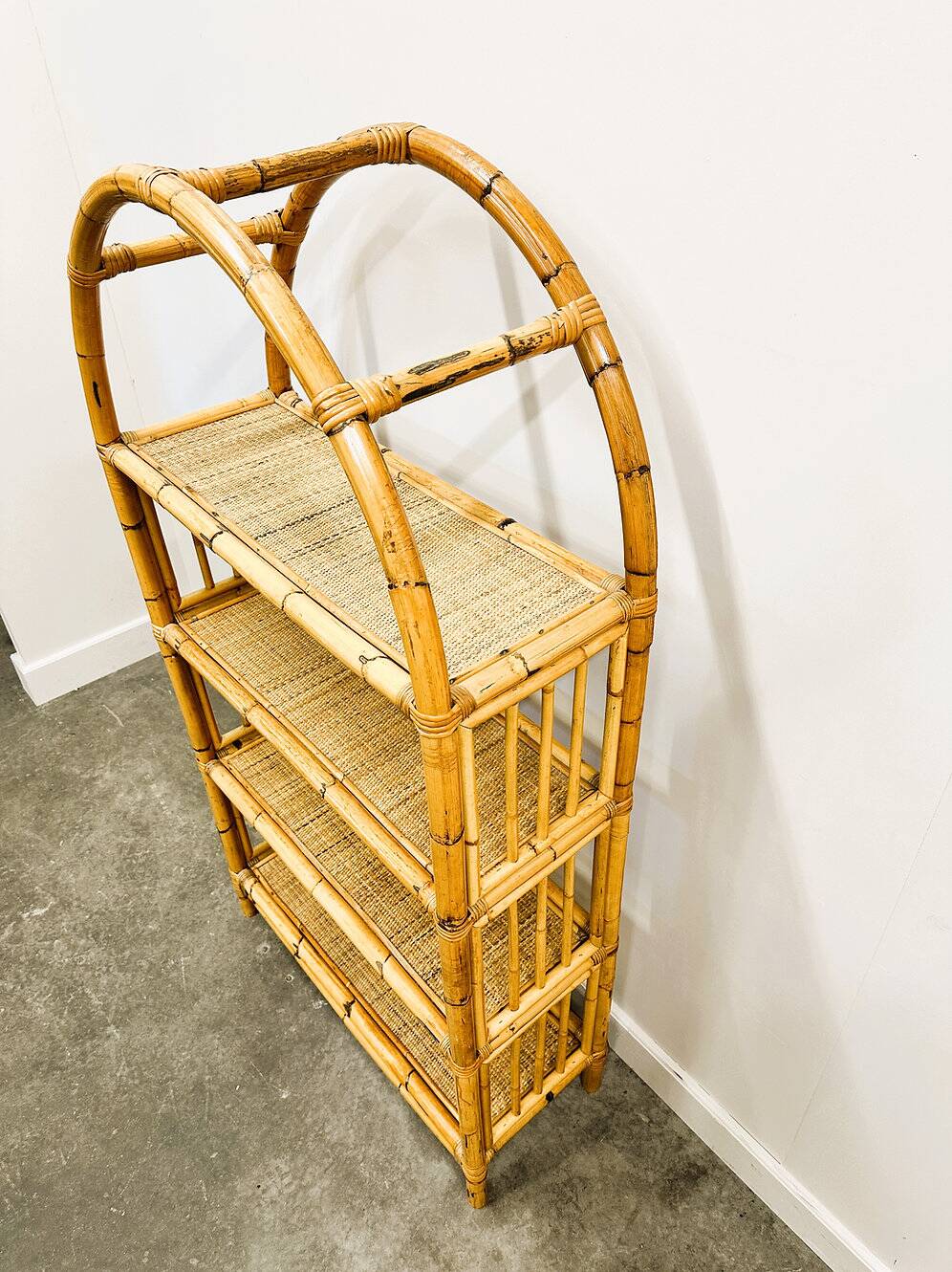 Boho chic arched bamboo shelves 1970s MCM Italian Dal Vera freestanding bookcase