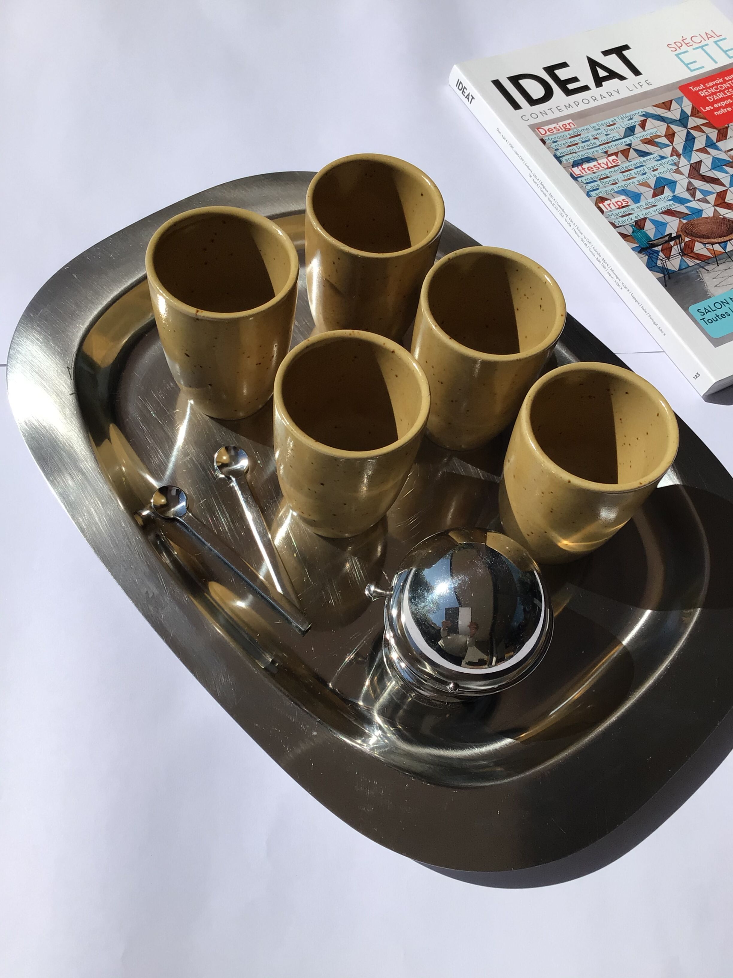 Scandinavian stainless steel tray rectangle rounded edges