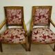 Paire de fauteuils anciens en noyer – époque Empire, Restauration