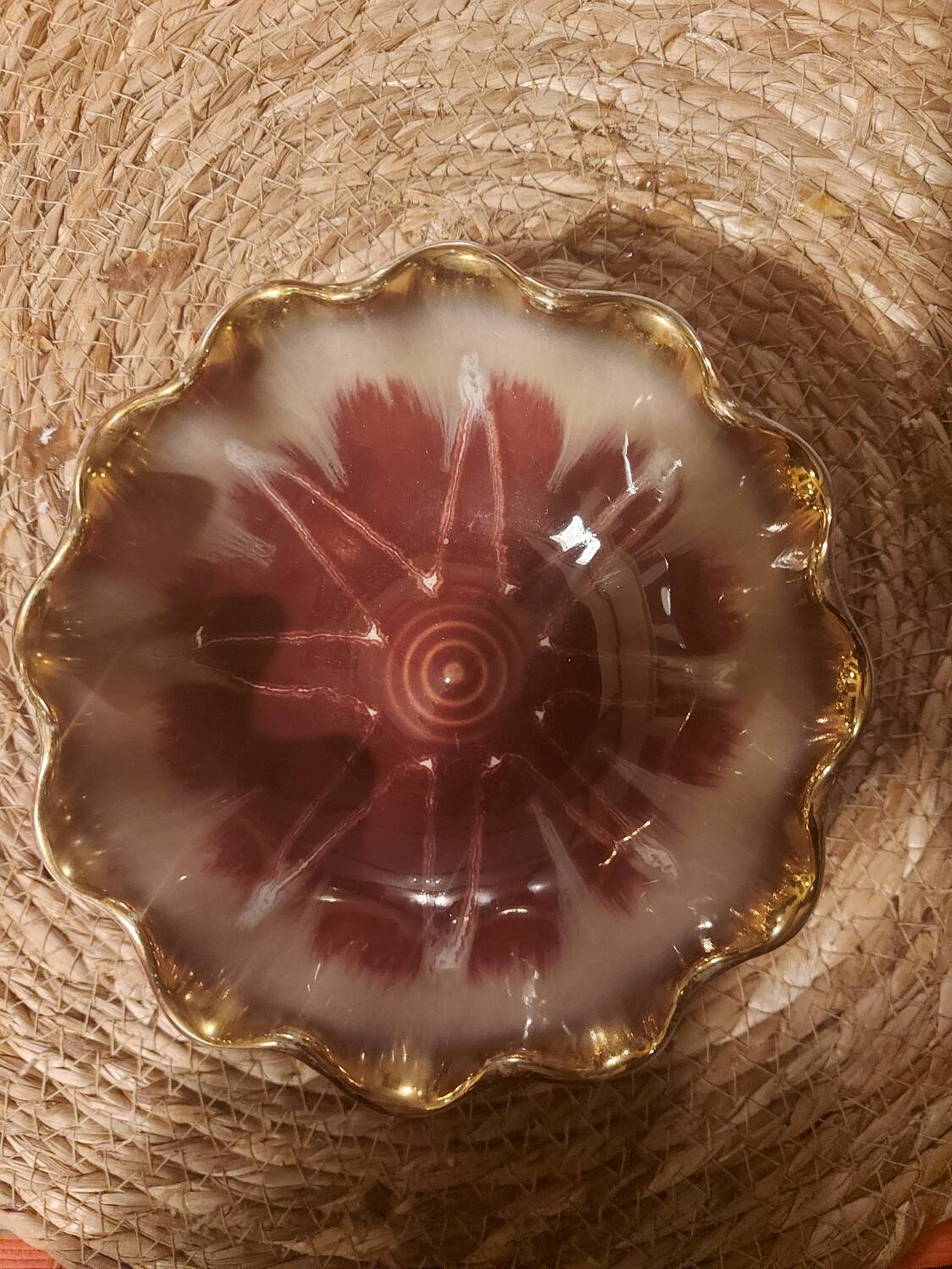 Glossy glaze cup