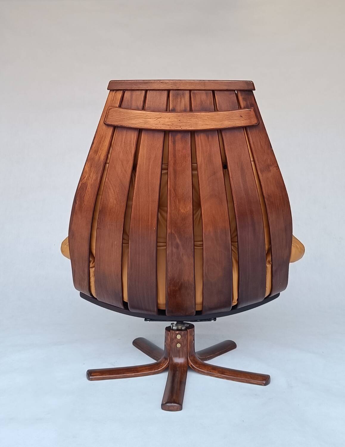 Lounge Swivel Chair by Hans Brattrud for Hove Mobler, 1970s