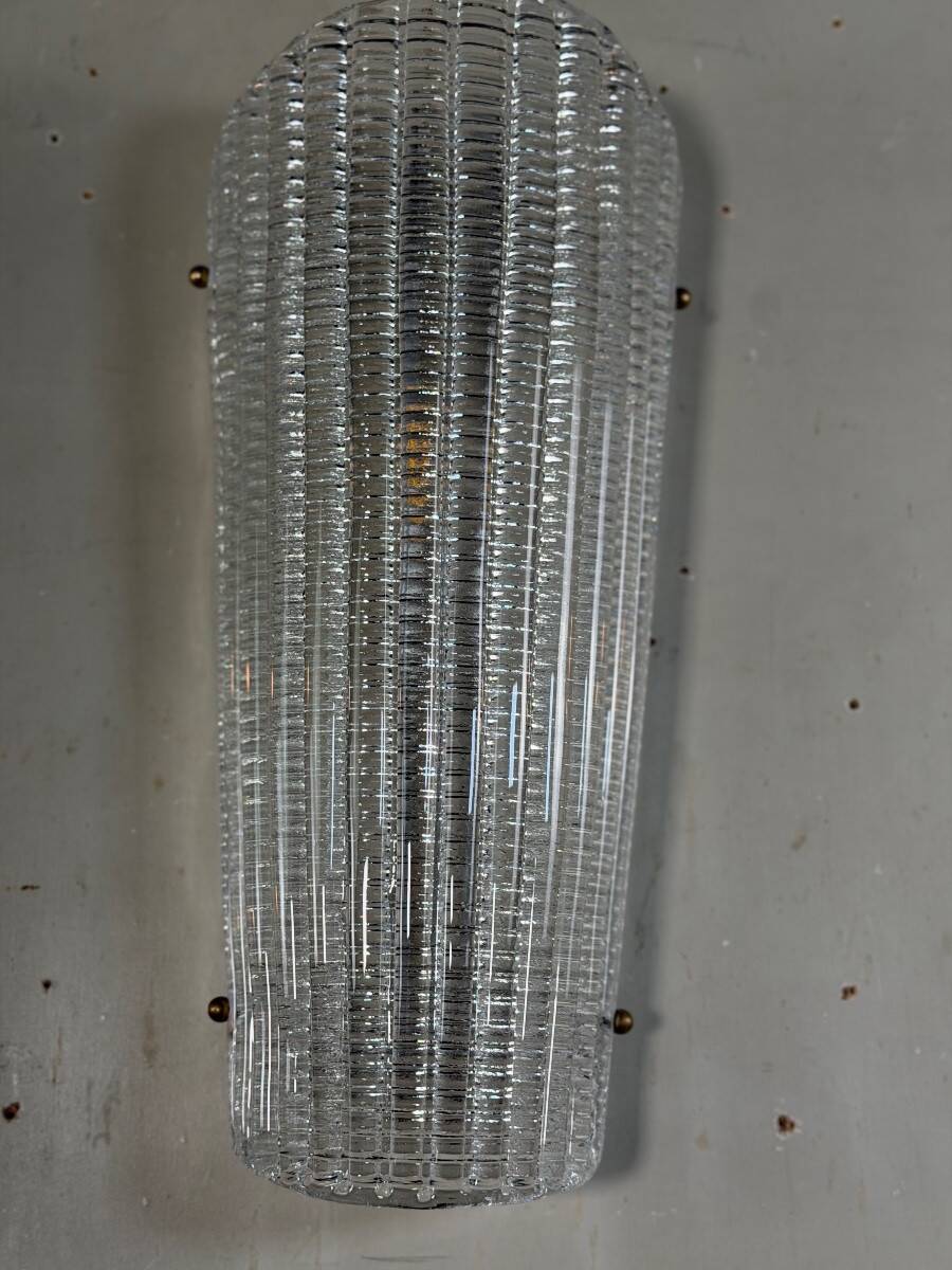 A Venetian wall light made of Murano glass from around 1980.