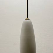 Suspension en verre opalin italien des années 1960