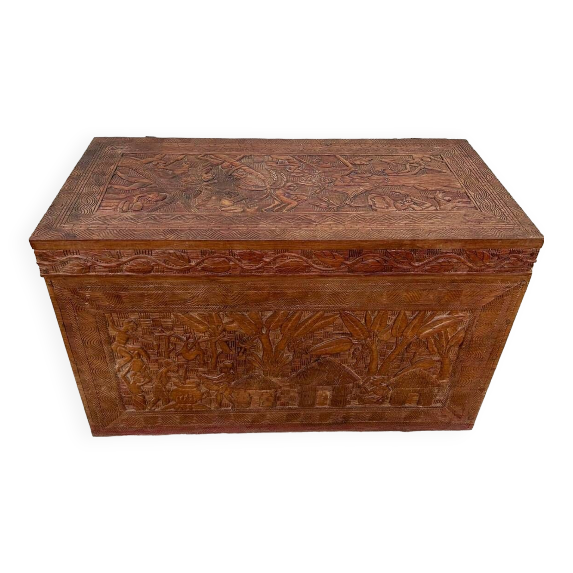 Old solid wood chest Arts indoneo