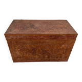 Ancien coffre en bois massif Arts indoneo