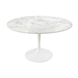 Tulip coffee table by Eero Saarinen for Knoll from the 1960