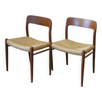 Paire de chaises Niels Otto Møller
