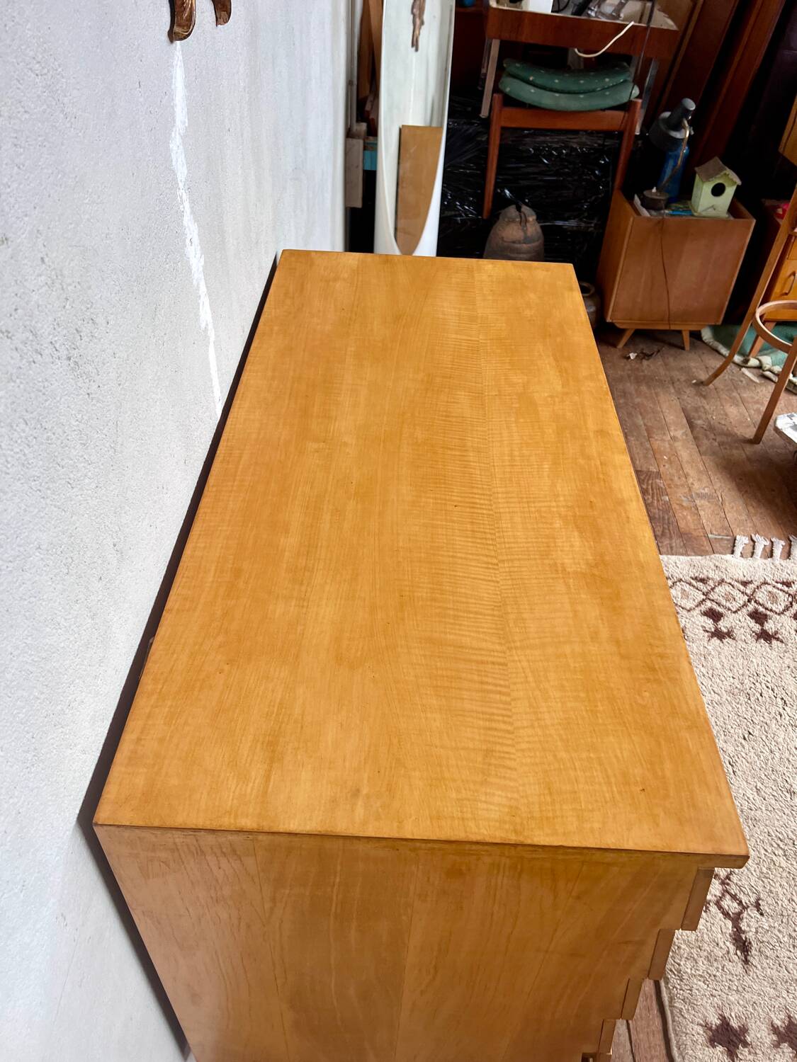 Covered storage unit / vintage silverware with compass feet