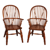 Pair of 19th Century English Windsor Armchairs