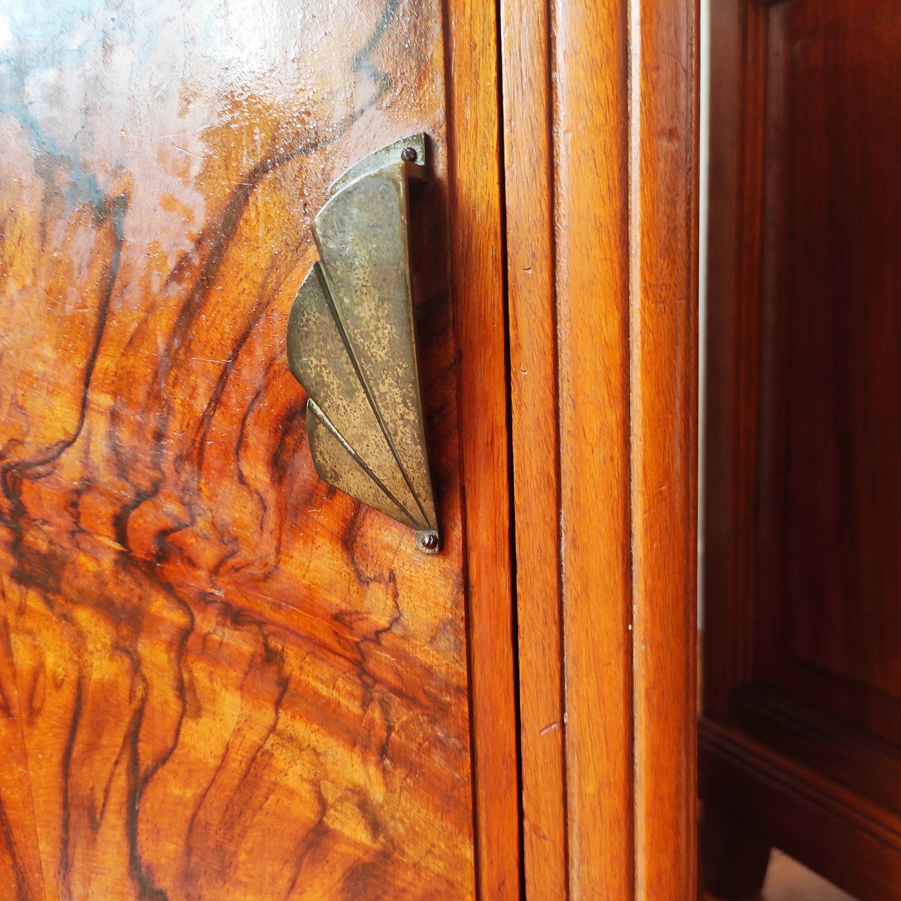 Pair of Art Deco bedside tables in solid blonde walnut – France 1930