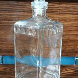 Glass carafe